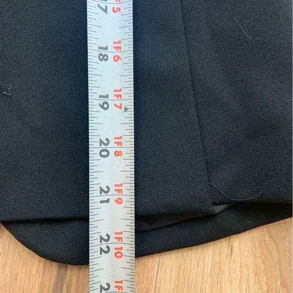 Express Women's Black Blazer One Button Tailored‎ Fit Size 4 Preppy - Picture 10 of 13